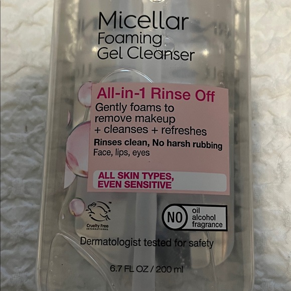 NWT Garnier Foaming Micellar Cleanser - Picture 5 of 5